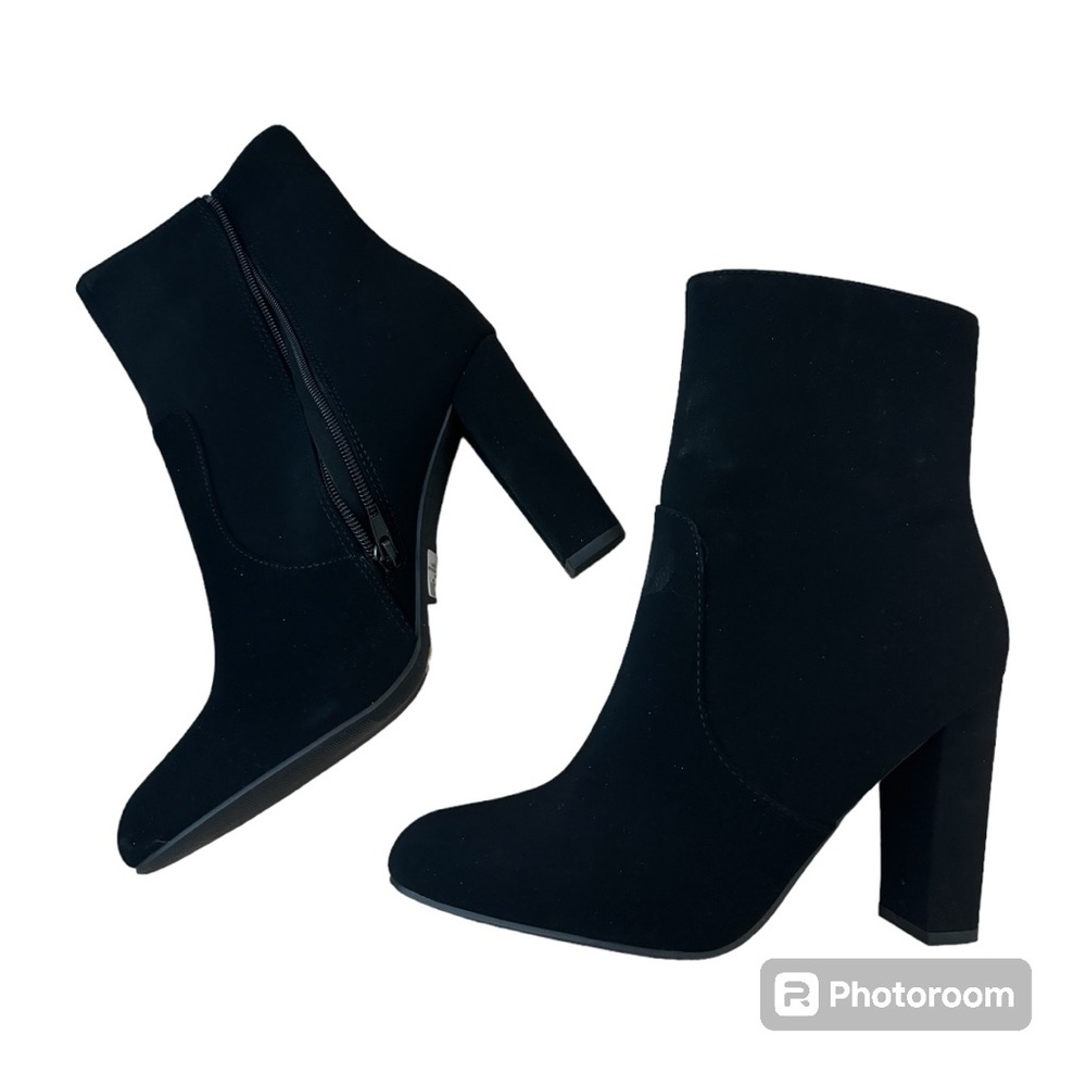 BRAND NEW Windsor Black Booties